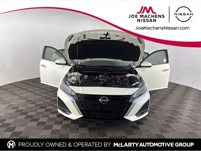 Certified 2023 Nissan Altima 2.5 SV image 11