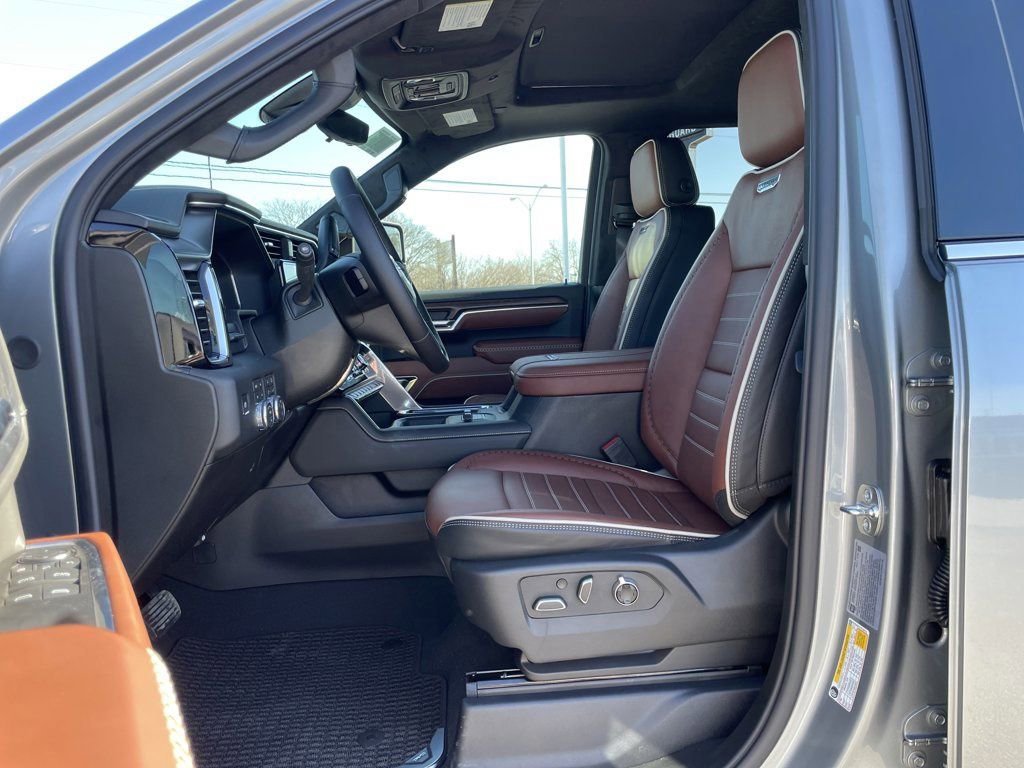 New 2026 GMC Sierra 2500 Denali Ultimate image 10