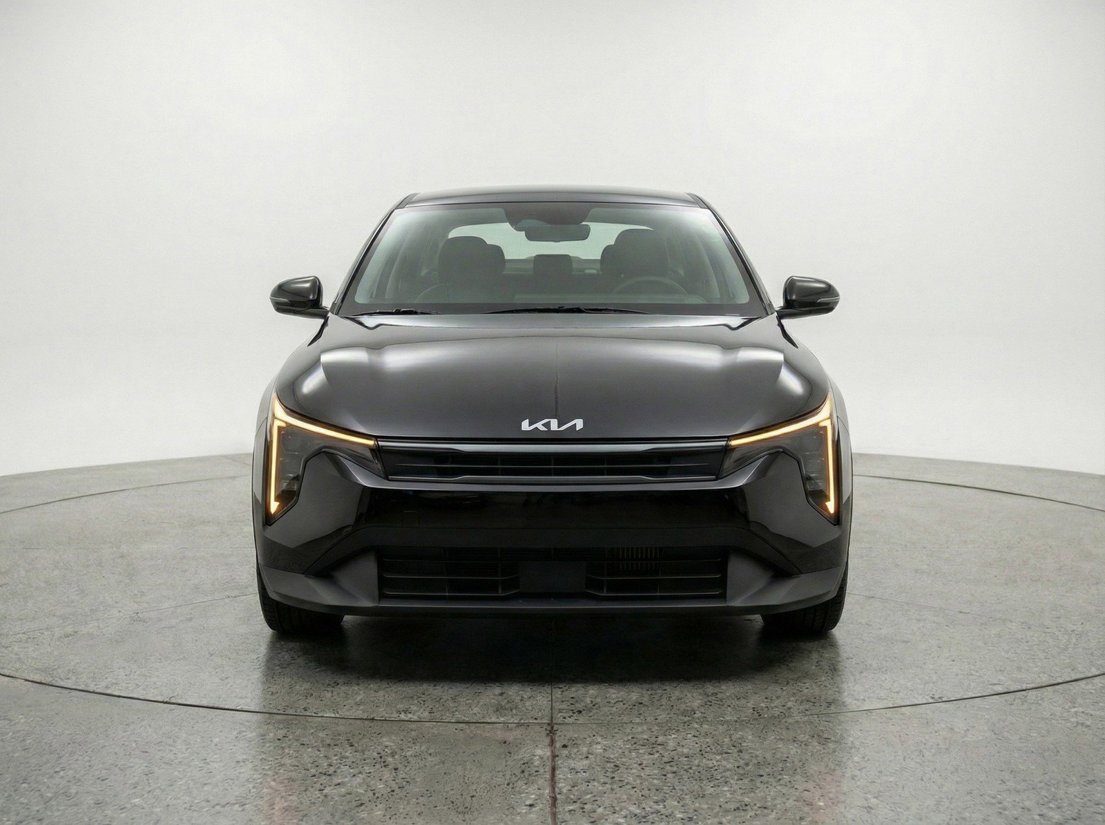 Used 2025 Kia K4 LXS image 2