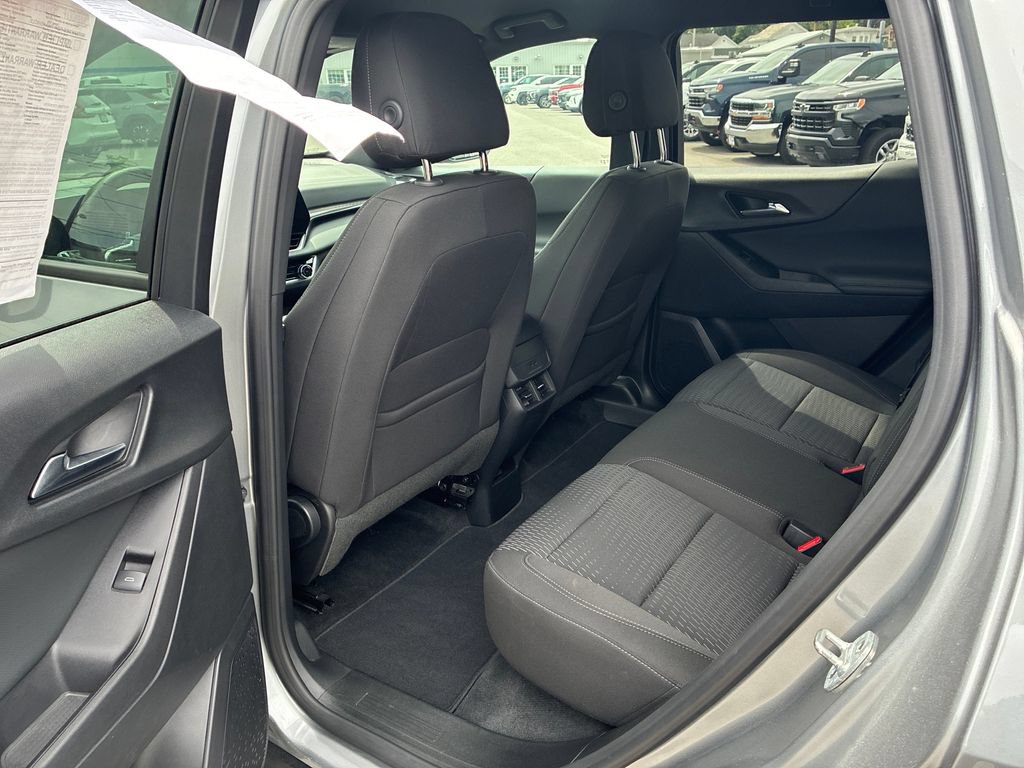 Used 2026 Chevrolet Equinox LT AWD/4WD image 28