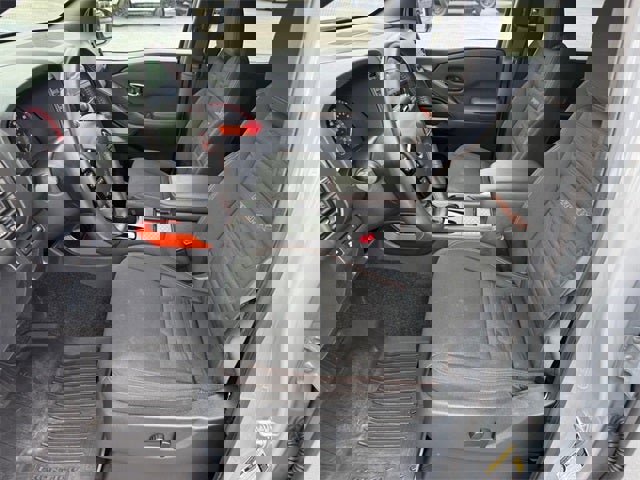 Used 2024 Nissan Frontier PRO-4X w/ Off-Road Protection Package image 9