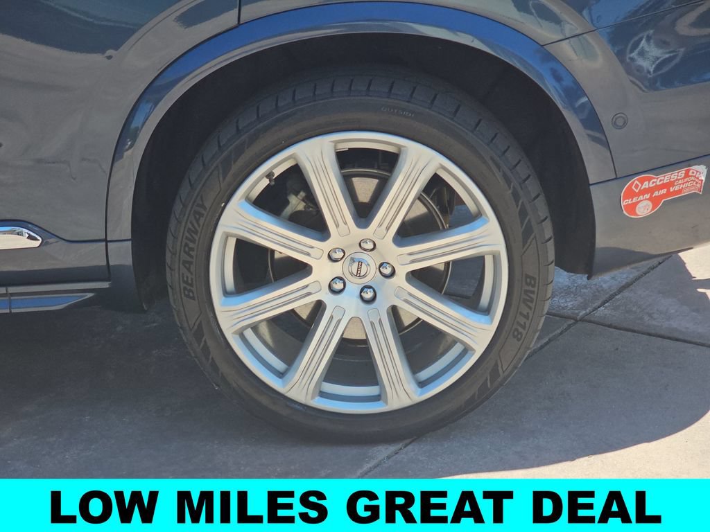 Used 2018 Volvo XC90 T8 Inscription w/ Convenience Package AWD/4WD image 39