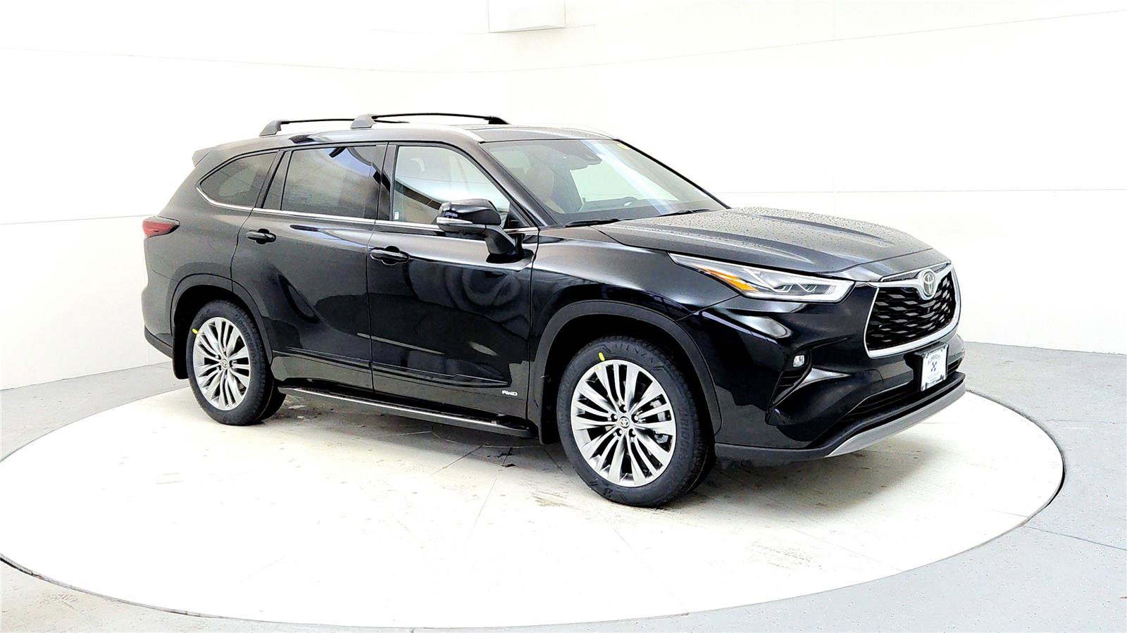 New 2026 Toyota Highlander Platinum image 7