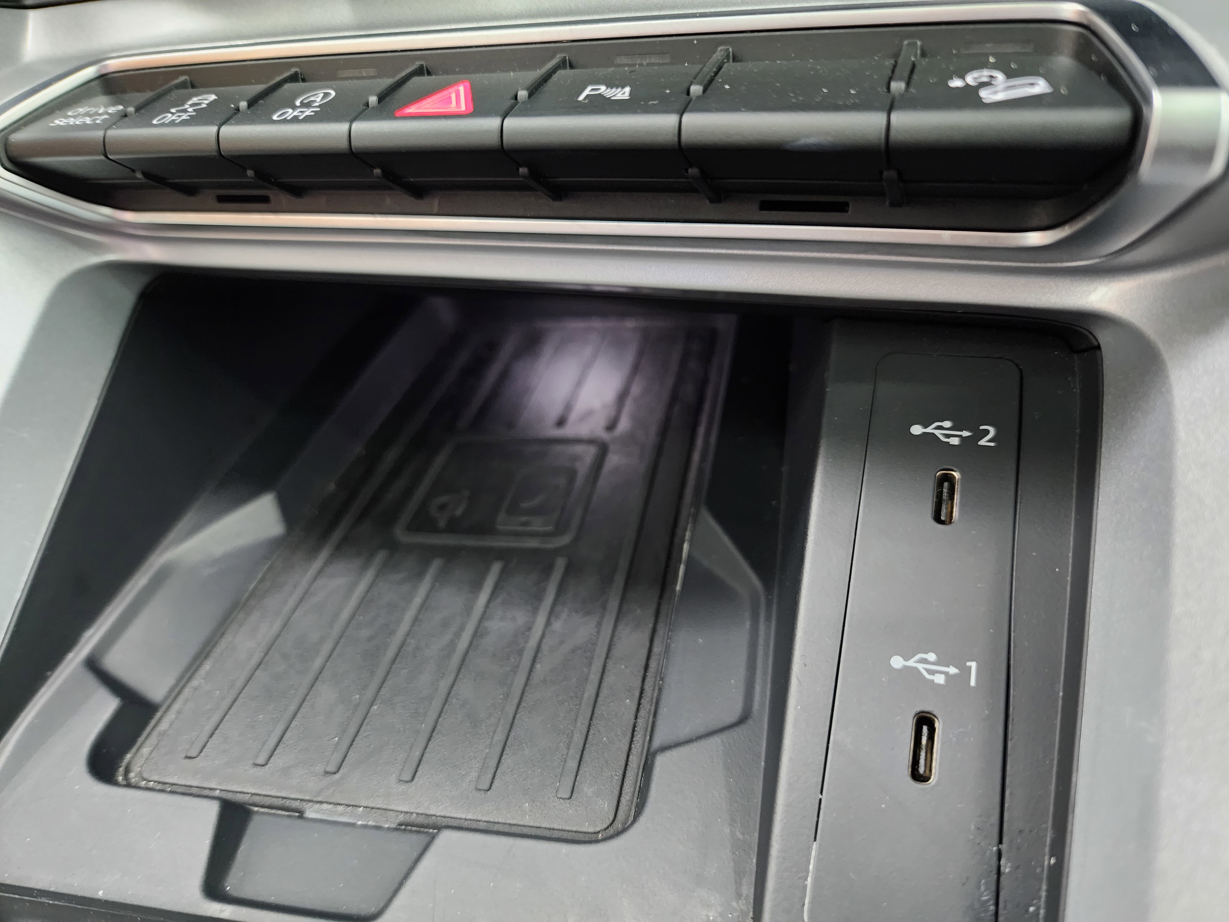 Used 2024 Audi Q3 2.0T Premium image 51