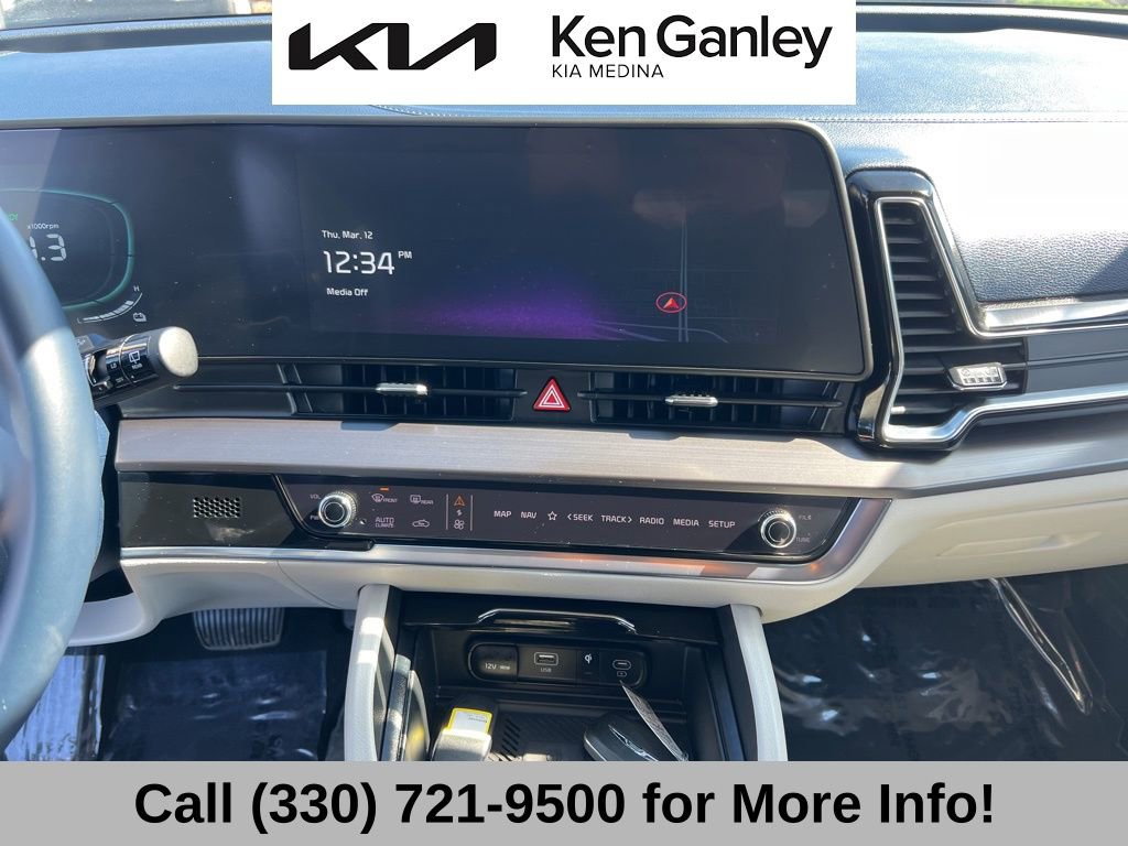 Certified 2025 Kia Sportage EX image 36
