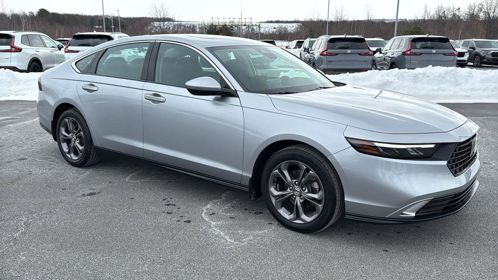 Used 2023 Honda Accord EX image 2