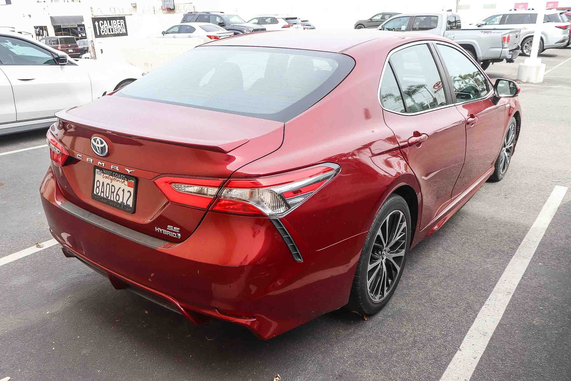 Used 2018 Toyota Camry SE image 9