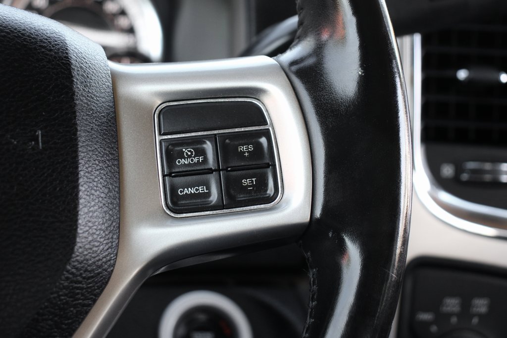 Used 2018 RAM 3500 Laramie image 24