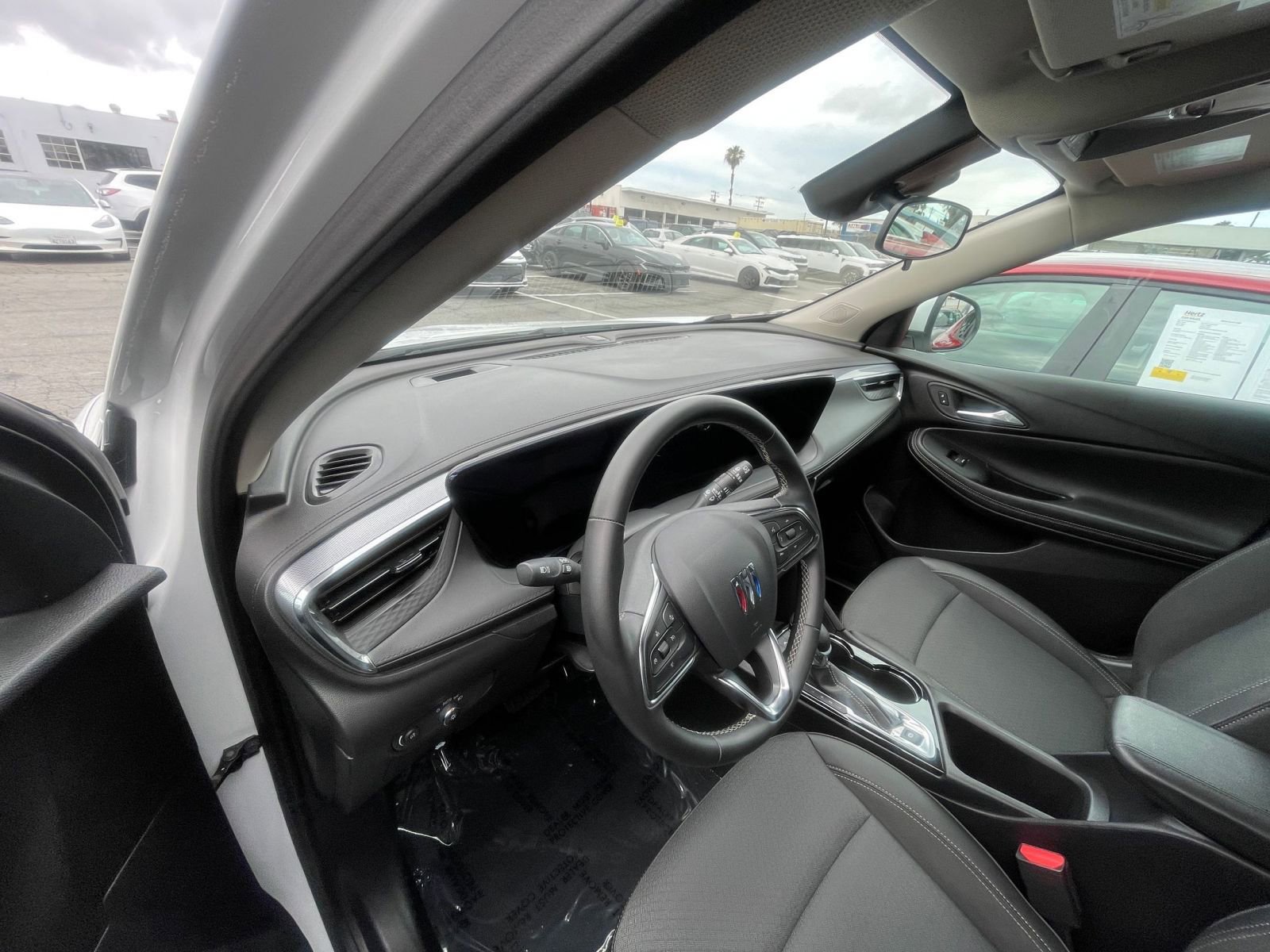 Used 2025 Buick Encore GX Preferred FWD image 35