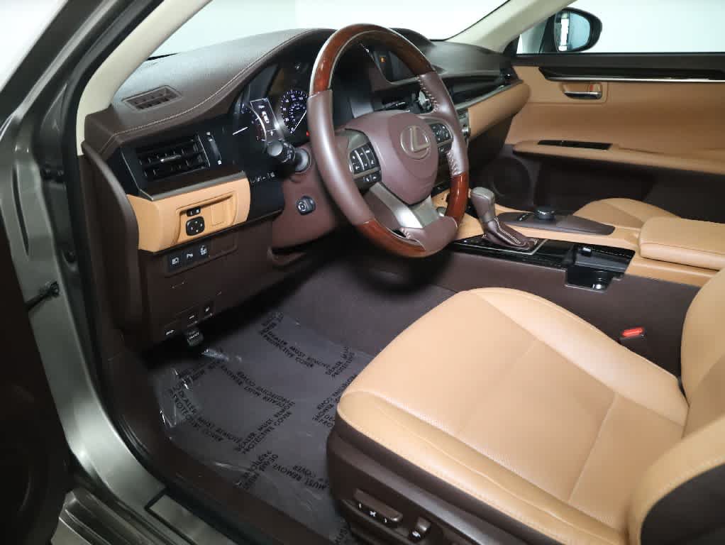 Used 2018 Lexus ES 350 w/ Premier Package FWD image 17