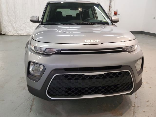 Used 2022 Kia Soul LX image 9