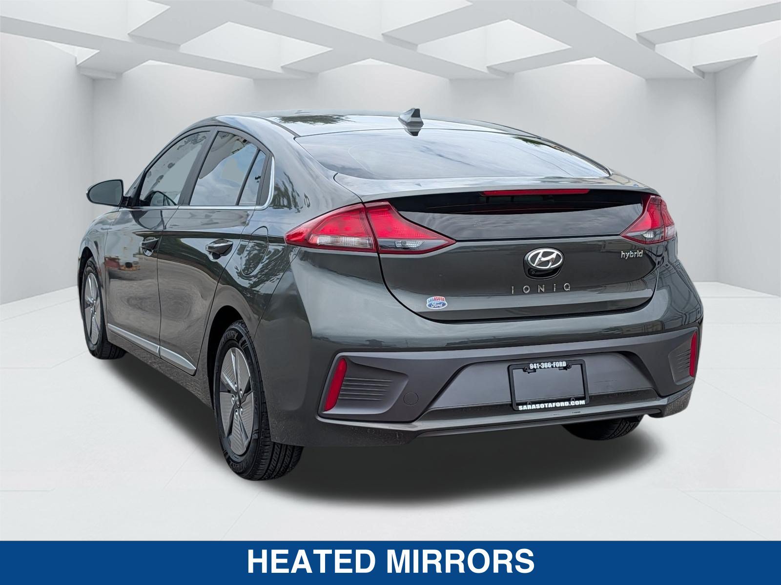 Used 2022 Hyundai Ioniq SE FWD image 7