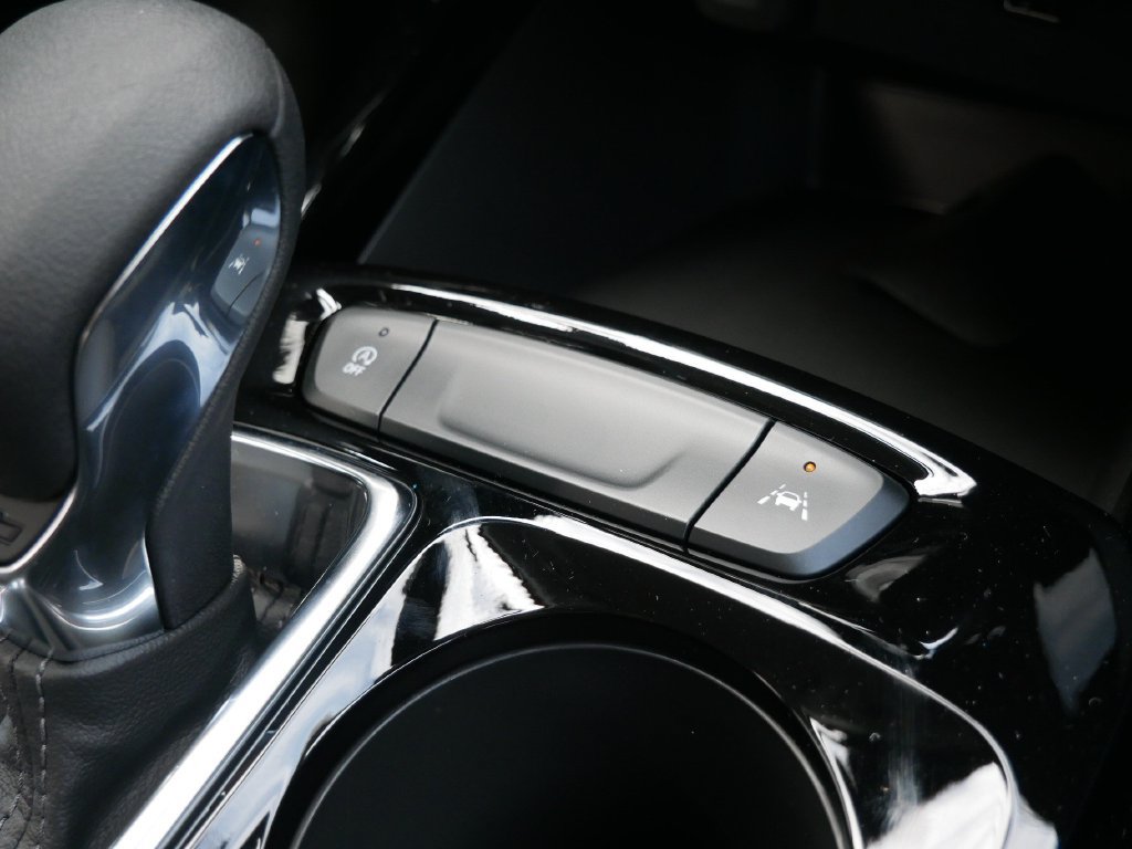 New 2026 Chevrolet Trax ACTIV FWD image 25