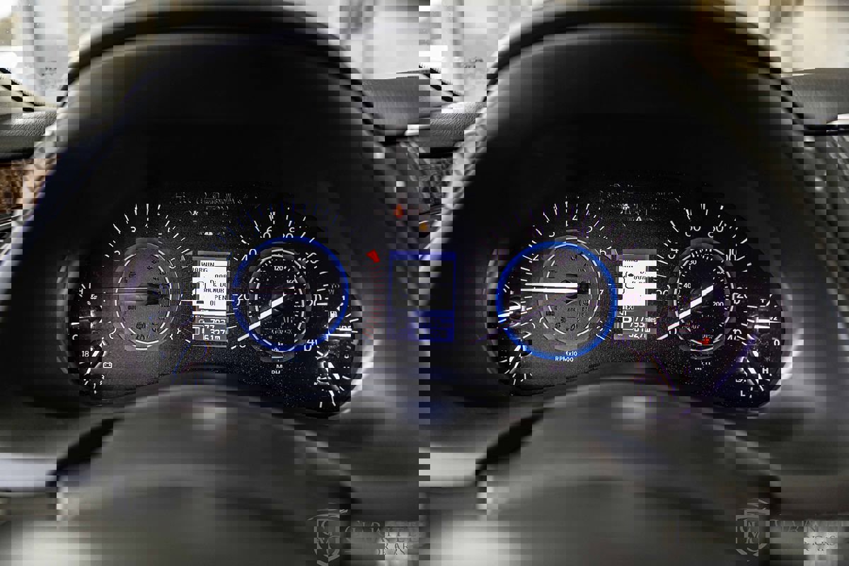 Used 2019 Nissan Armada Platinum image 27