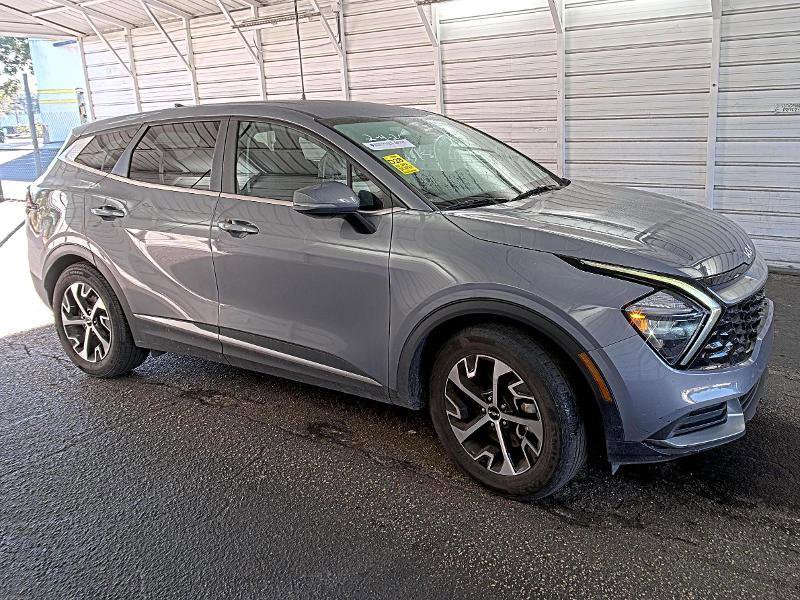 Used 2023 Kia Sportage EX image 4
