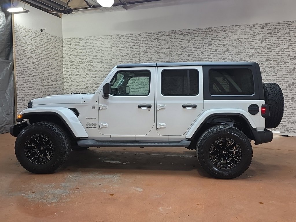 Used 2019 Jeep Wrangler Unlimited Sahara image 5
