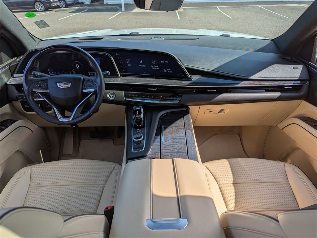 Used 2022 Cadillac Escalade Premium Luxury image 26