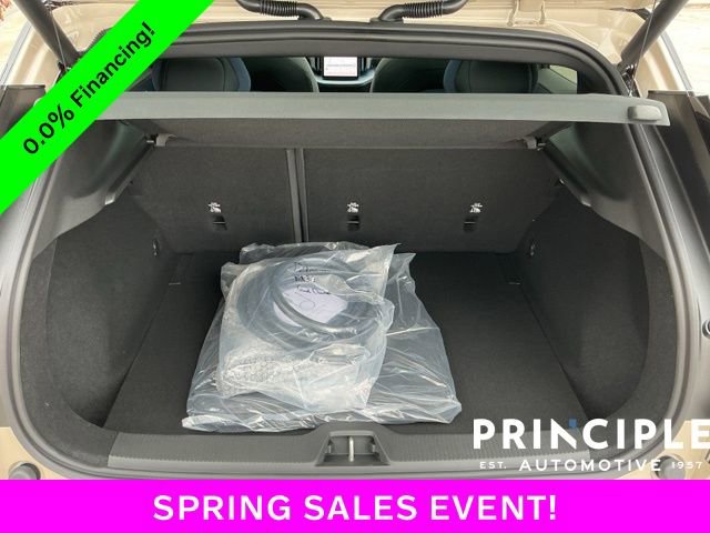 New 2026 Volvo EX30 Cross Country Ultra image 13