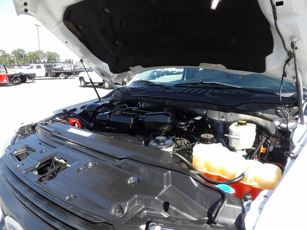 Used 2017 Ford F350 XL image 41