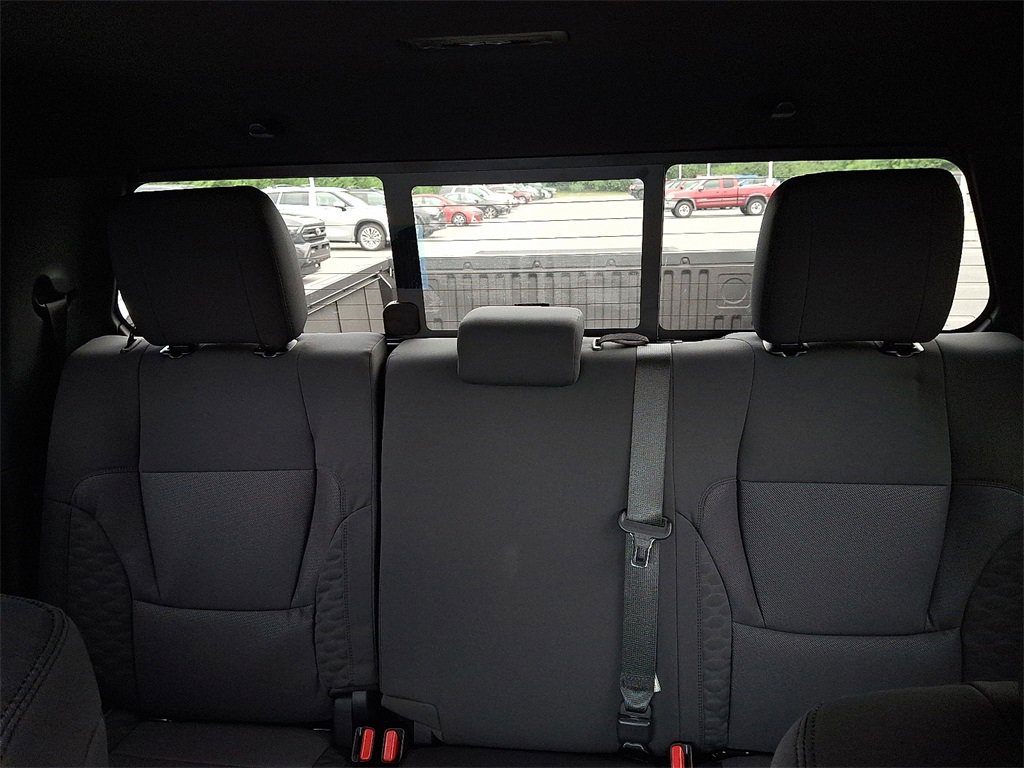 New 2025 Toyota Tundra SR image 13