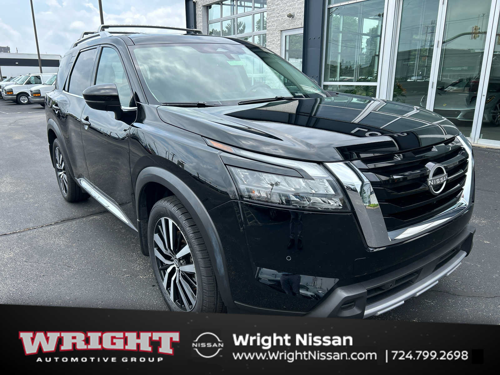 Certified 2025 Nissan Pathfinder Platinum AWD/4WD video 1