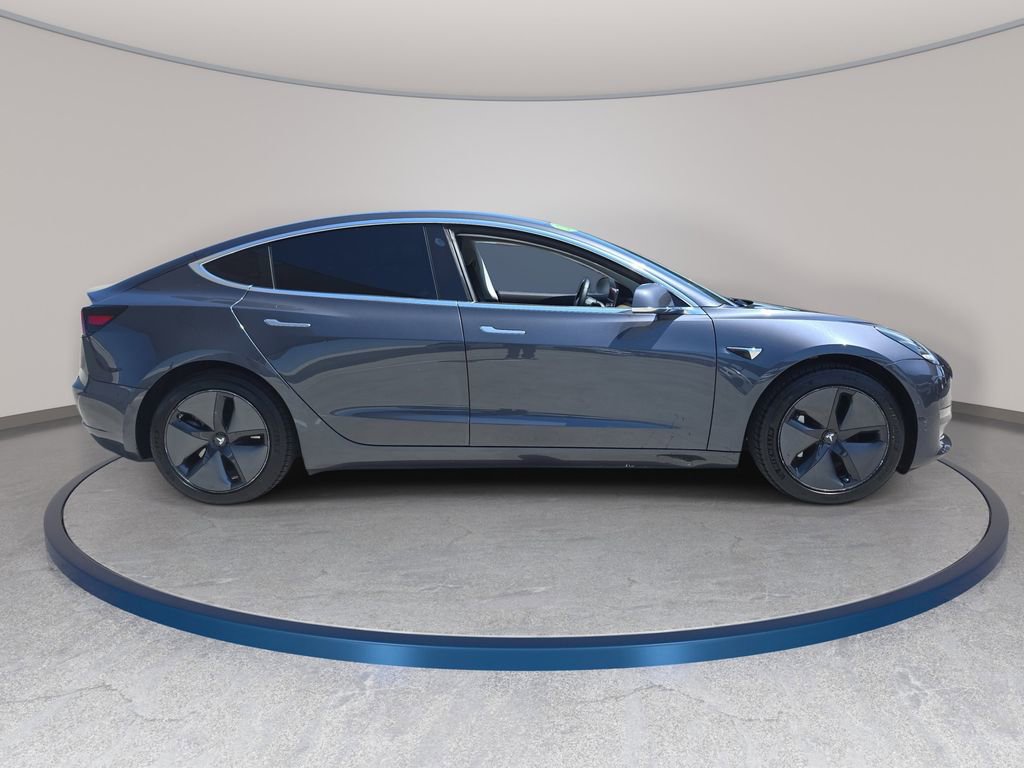 Used 2018 Tesla Model 3 Long Range RWD image 5