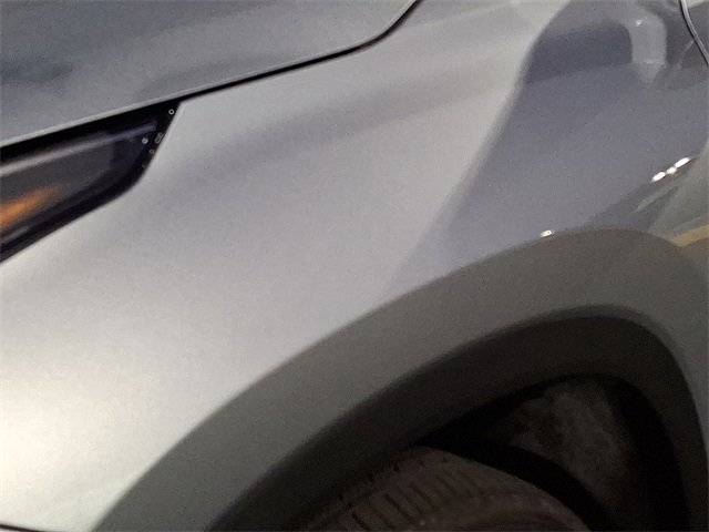 Certified 2024 Toyota Highlander XLE image 10