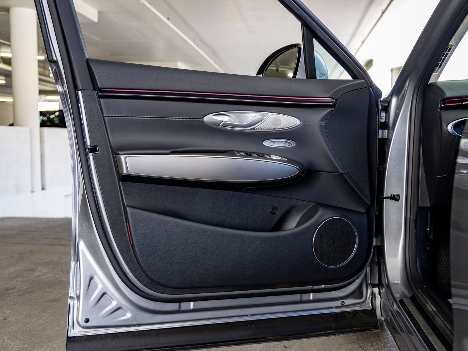New 2027 Genesis GV70 2.5T Select AWD/4WD image 14