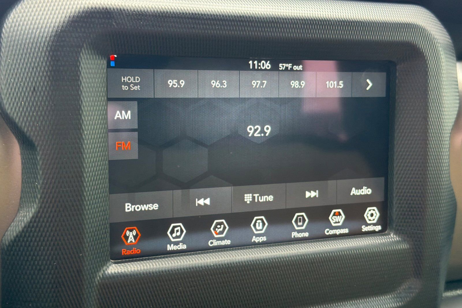 Used 2023 Jeep Wrangler Willys image 18