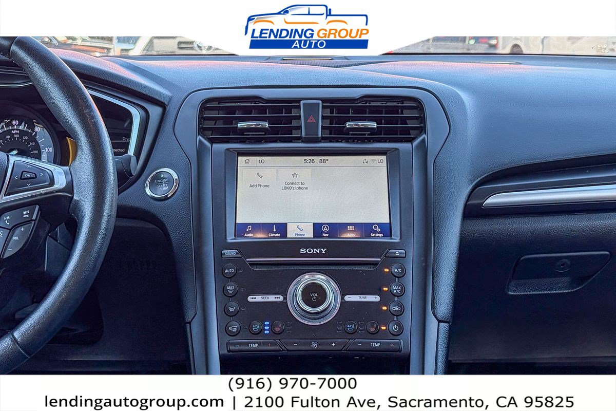 Used 2019 Ford Fusion Titanium FWD image 12