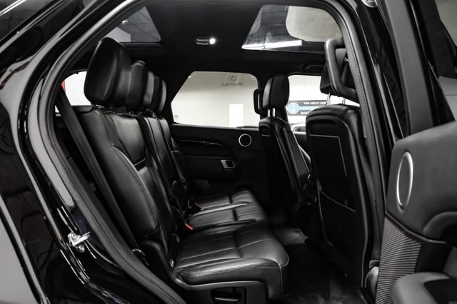 Used 2019 Land Rover Discovery SE image 41