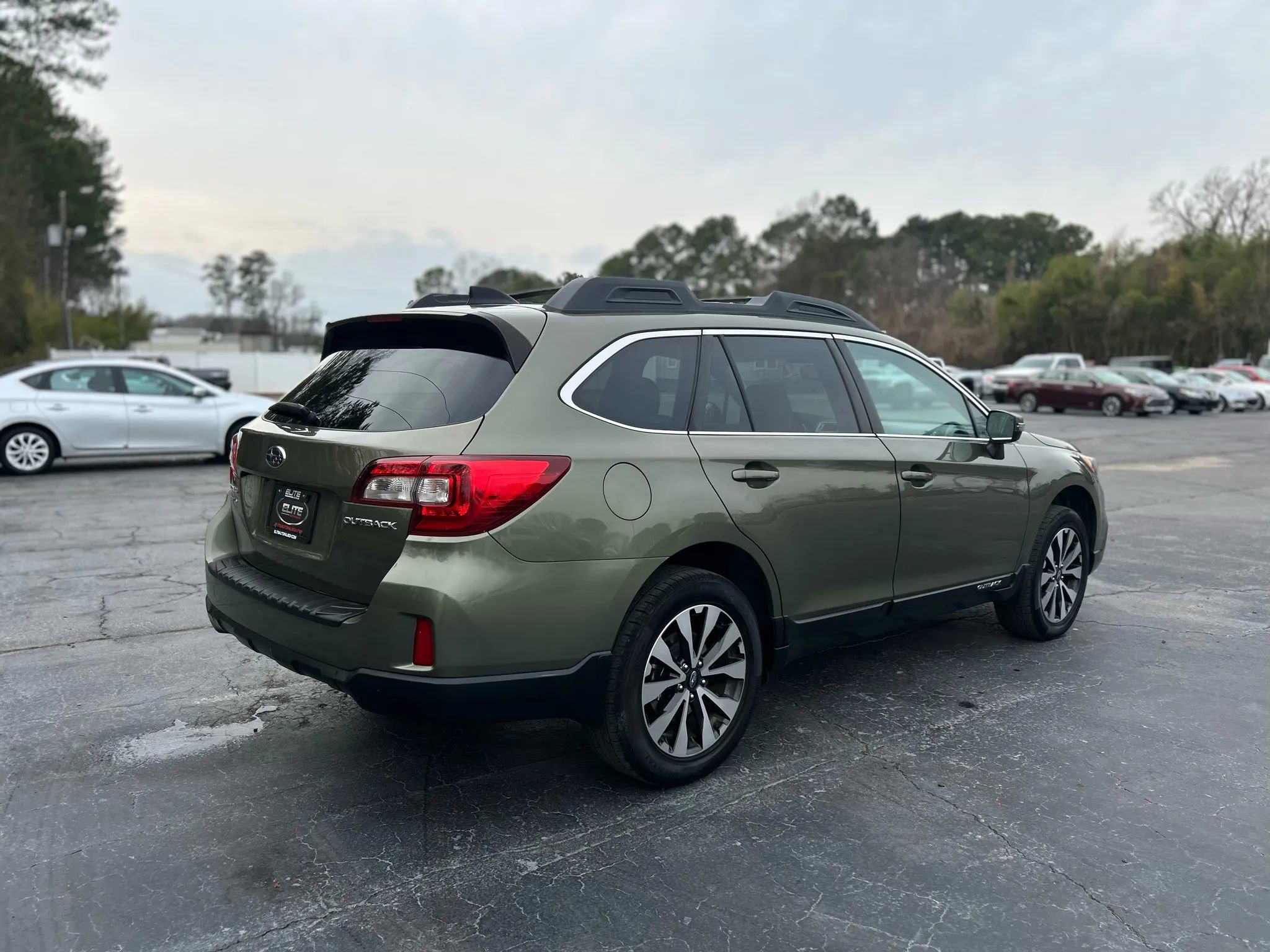 Used 2016 Subaru Outback 2.5i Limited w/ Popular Package #4 image 7