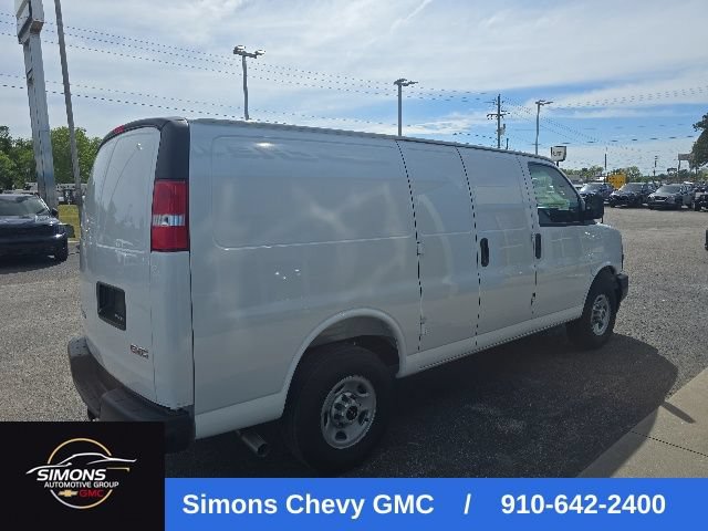 Used 2025 GMC Savana 3500 RWD image 5