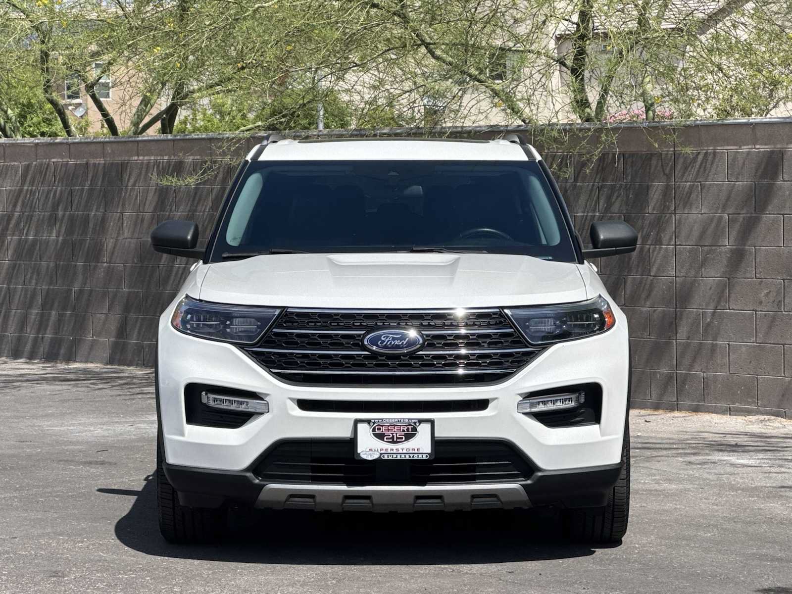 Used 2021 Ford Explorer XLT w/ Equipment Group 202A RWD image 3