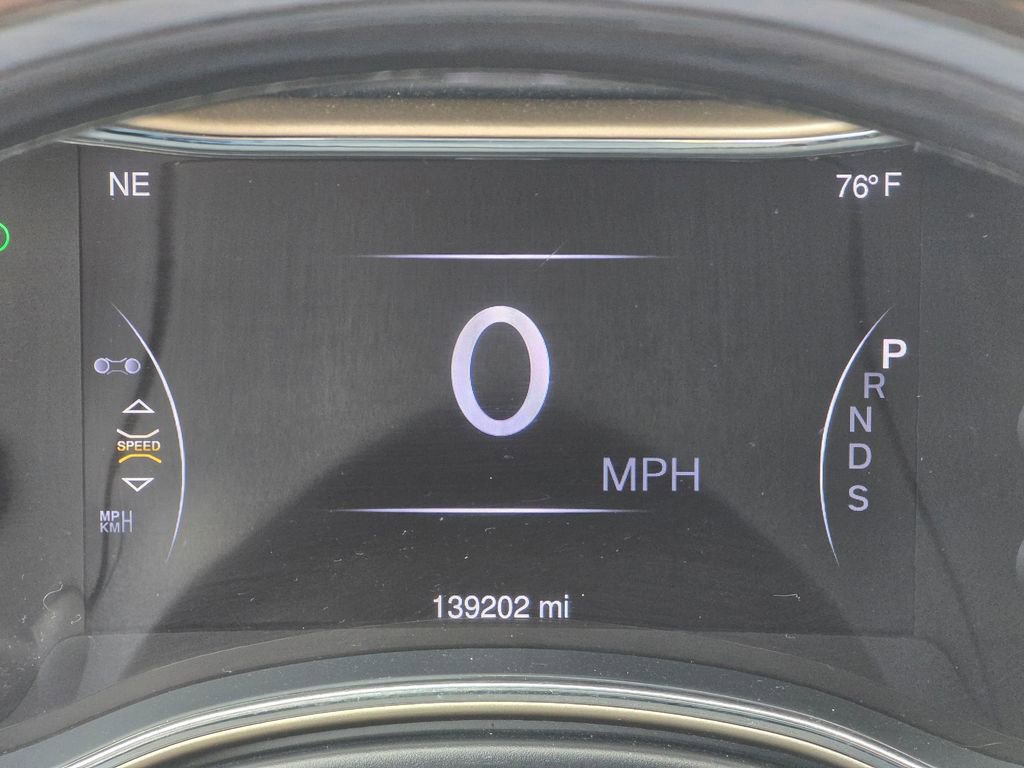 Used 2015 Jeep Grand Cherokee Summit w/ Platinum Series Group image 34