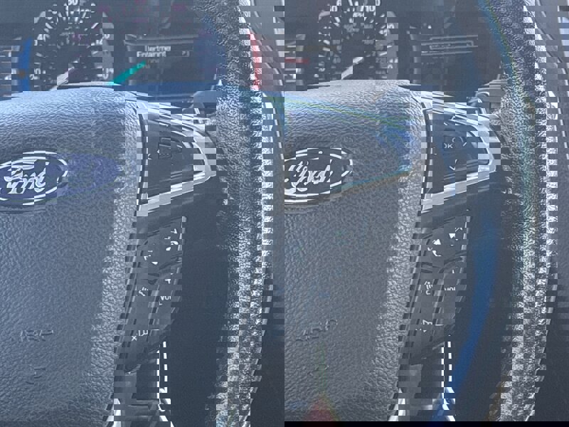 Used 2018 Ford Fusion SE w/ Equipment Group 201A image 25