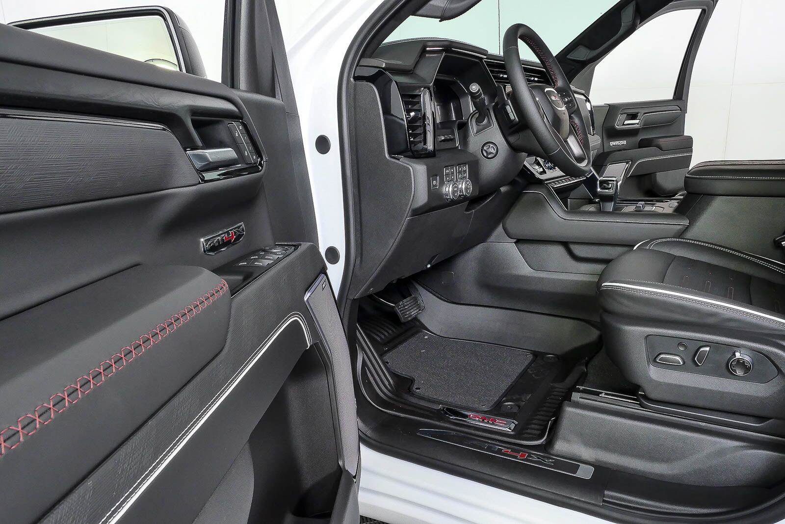 New 2026 GMC Sierra 1500 AT4X AWD/4WD image 8
