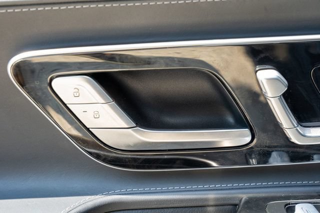 Used 2022 Mercedes-Benz SL 63 AMG 4MATIC image 23