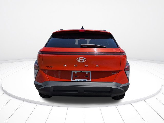 Used 2025 Hyundai Kona SEL AWD/4WD image 4