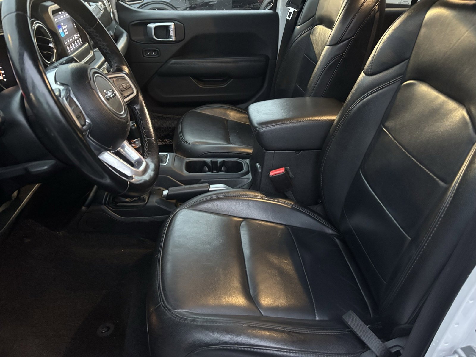 Used 2021 Jeep Wrangler Unlimited Sahara image 16