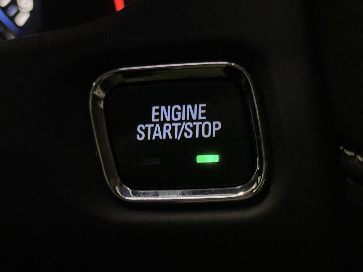 Used 2023 GMC Acadia Denali w/ Denali Technology Package FWD image 55
