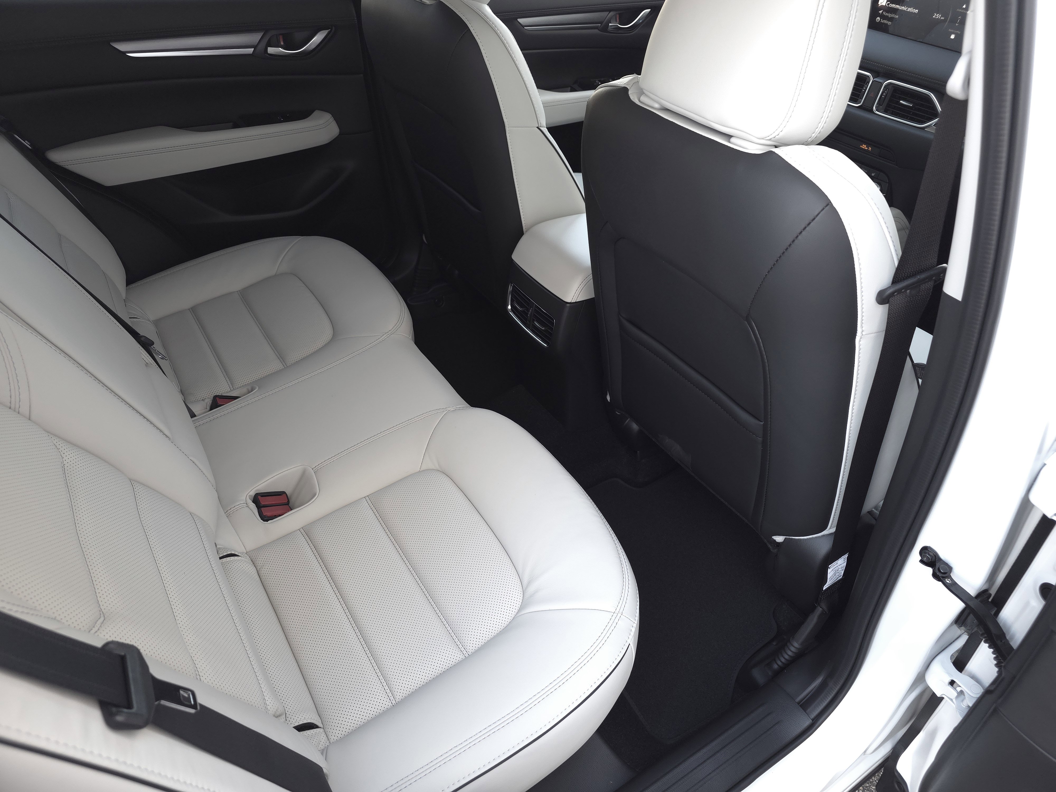 New 2025 MAZDA CX-5 AWD 2.5 S w/ Premium Plus Pkg image 37