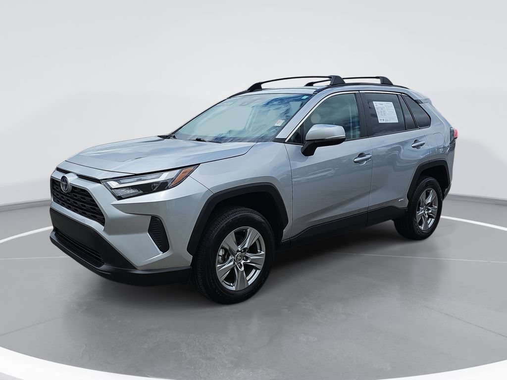 Used 2024 Toyota RAV4 XLE w/ Convenience Package AWD/4WD image 9