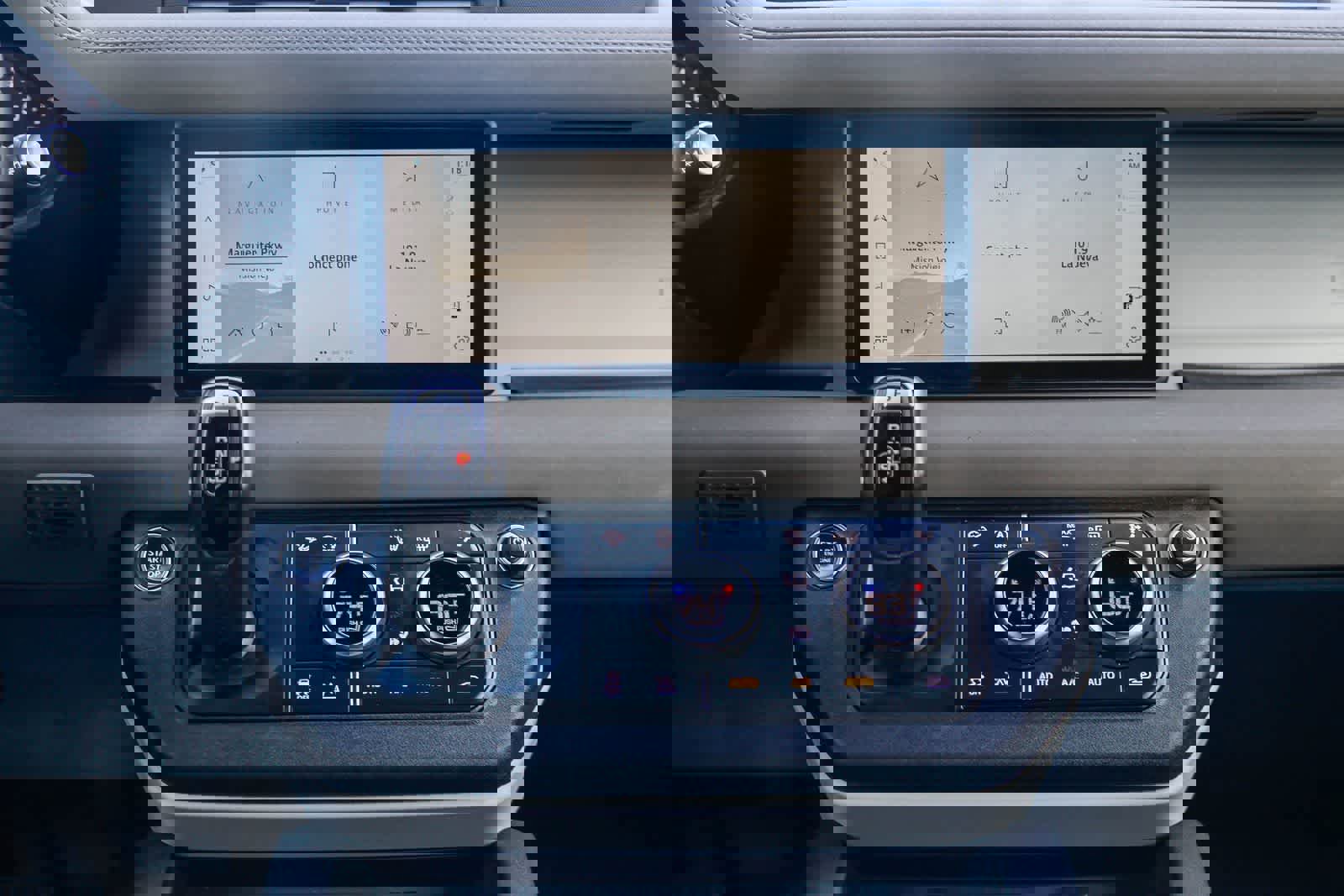 Used 2023 Land Rover Defender 110 S image 13