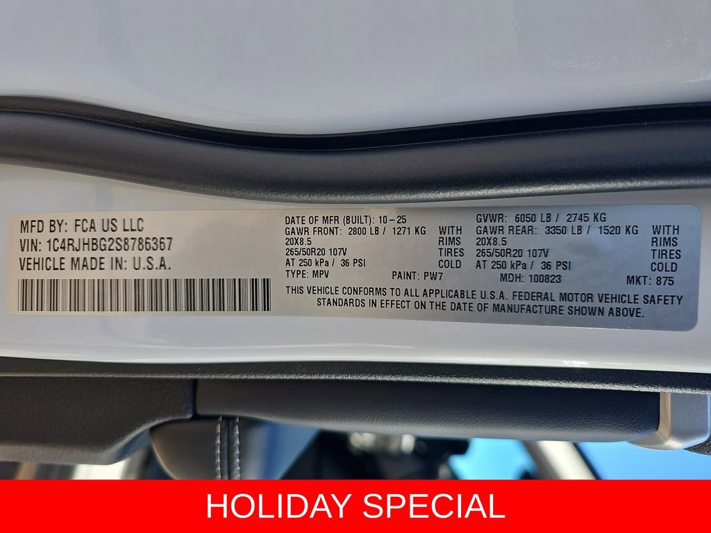 New 2025 Jeep Grand Cherokee Limited w/ Trailer Tow Package image 43