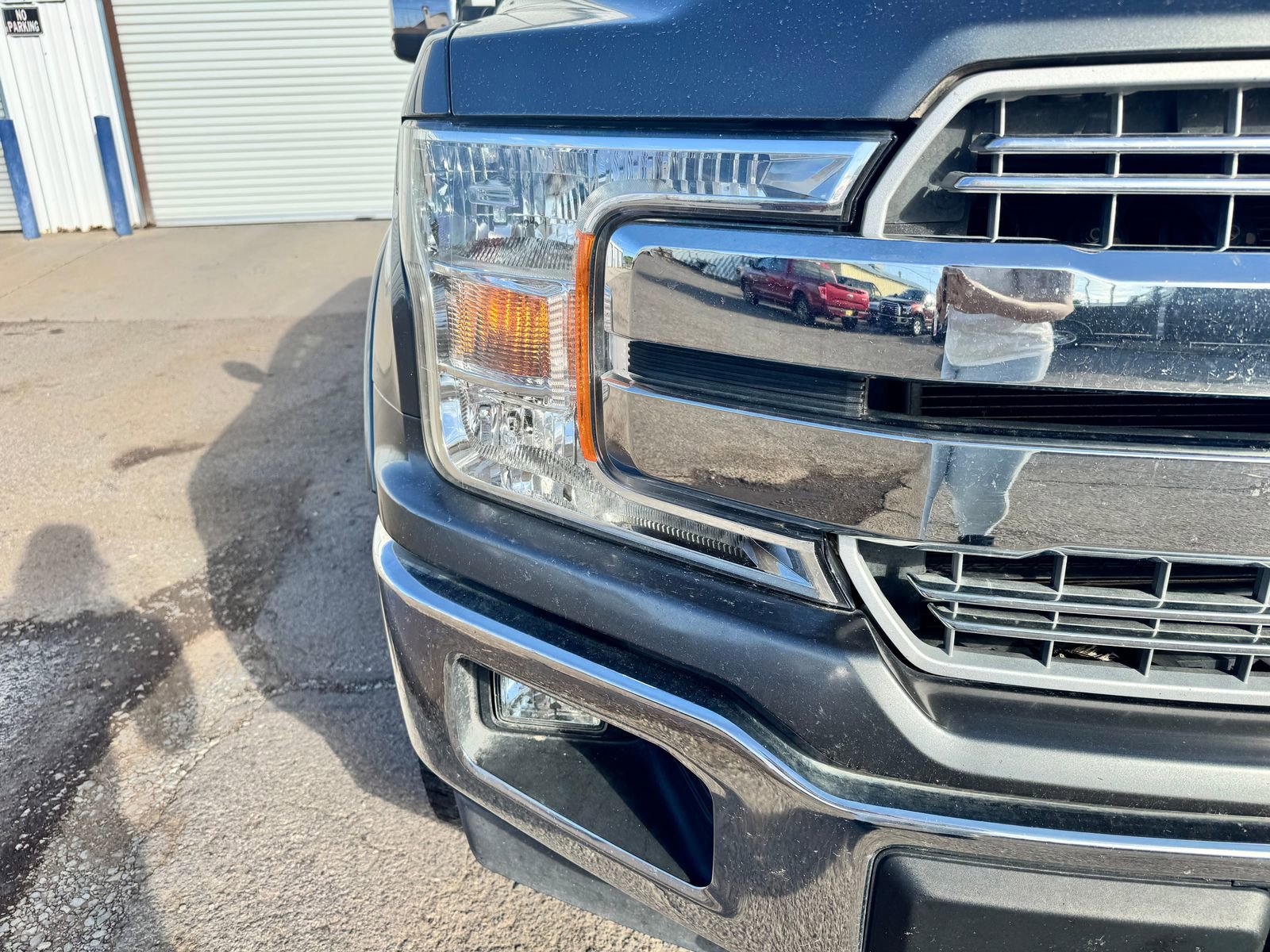 Used 2020 Ford F150 Lariat AWD/4WD image 4