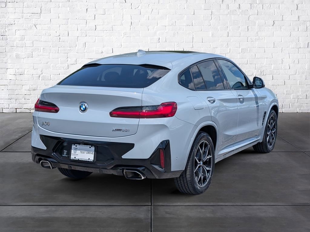 Used 2023 BMW X4 xDrive30i AWD/4WD image 7