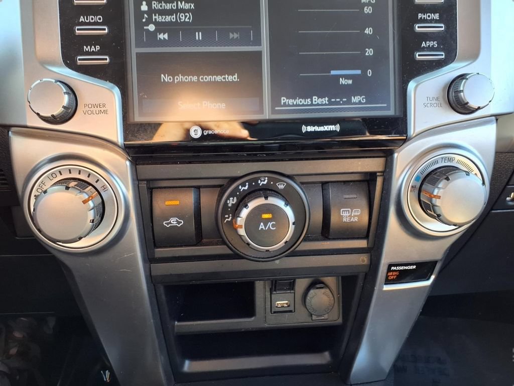 Used 2024 Toyota 4Runner SR5 AWD/4WD image 9