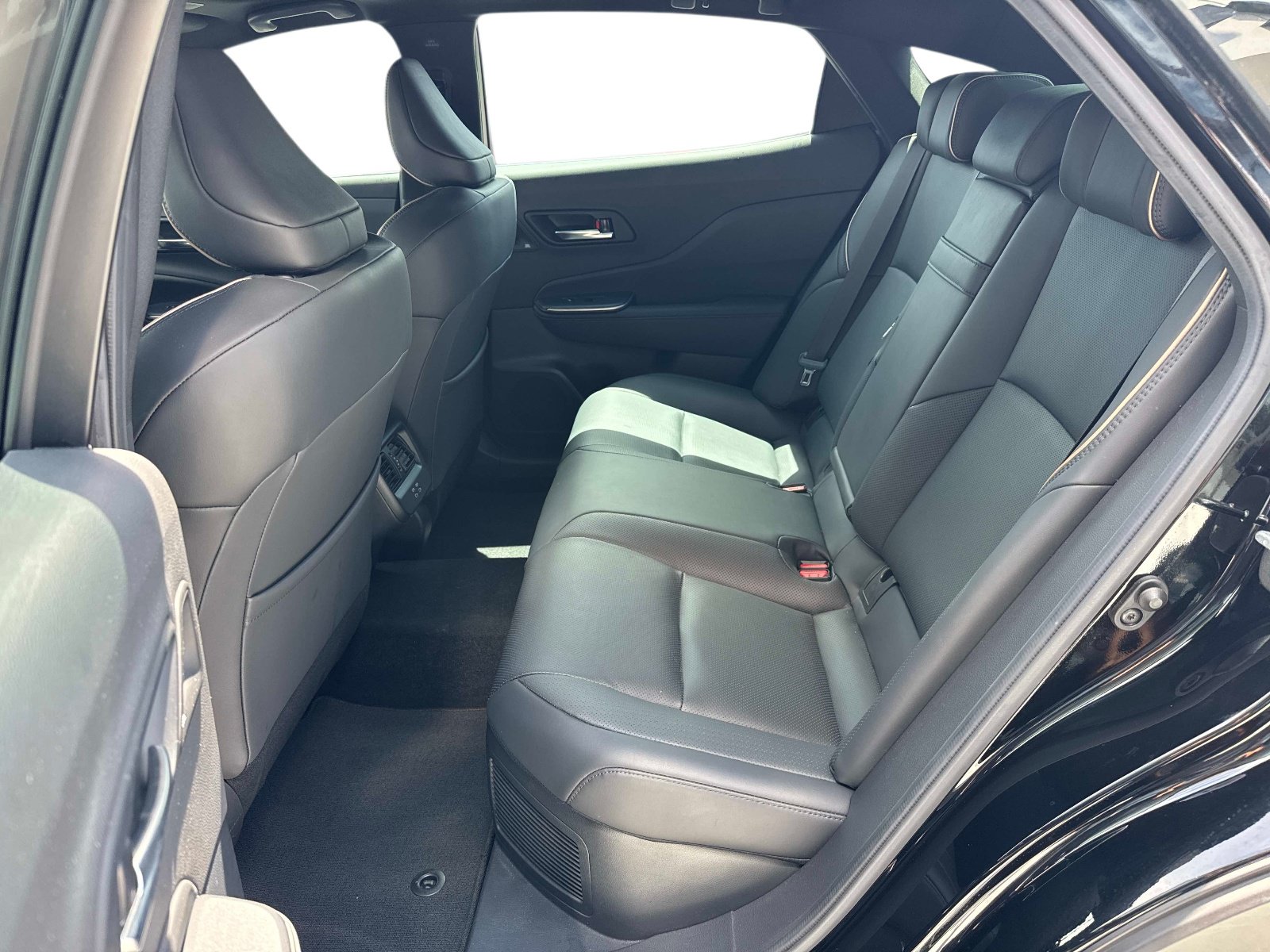 Used 2023 Toyota Crown AWD/4WD image 12