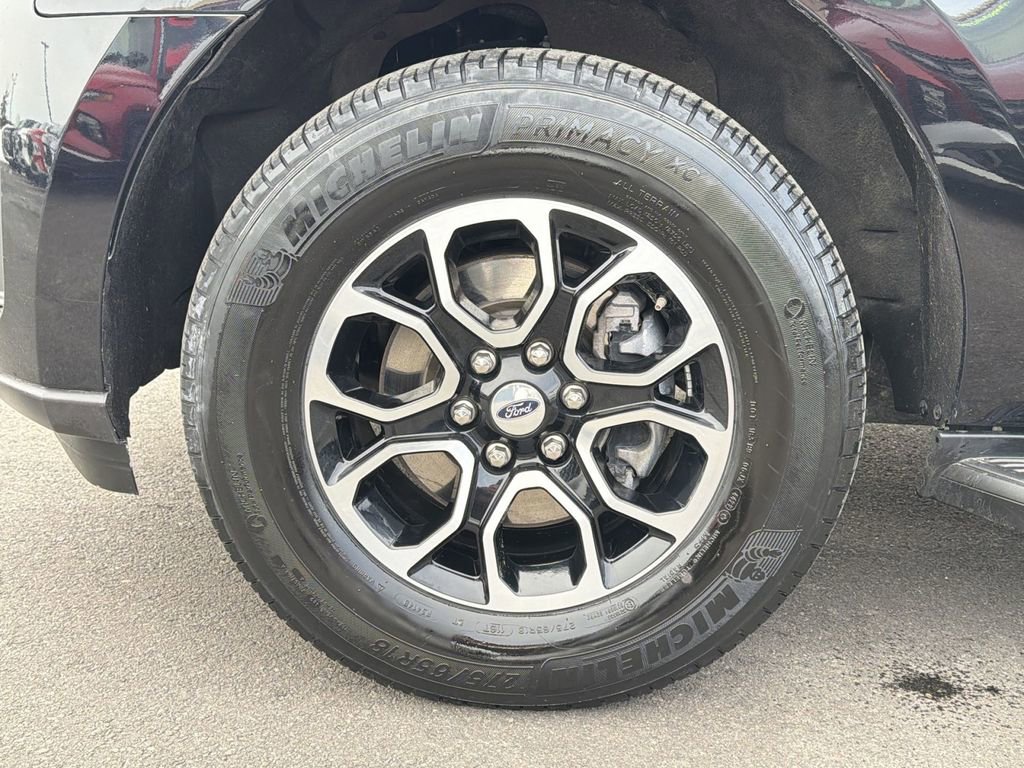 Used 2023 Ford Expedition Max XLT image 12